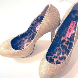 Betsey Johnson Heel Diskko Gold Glitter